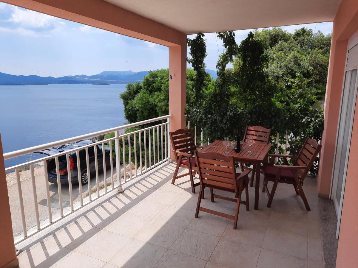 Appartement Bella Vista à Komarna Extérieur photo