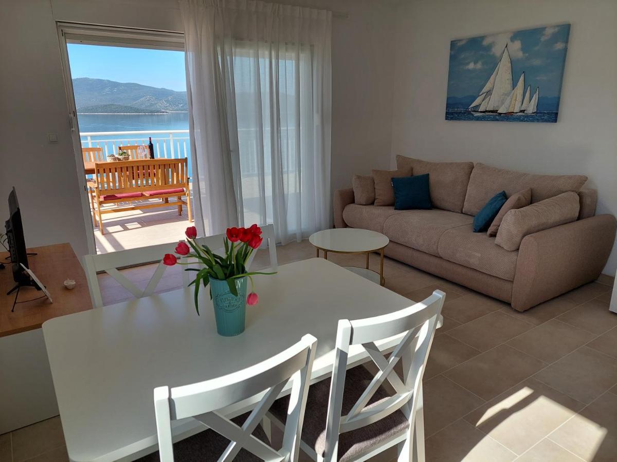Appartement Bella Vista à Komarna Extérieur photo