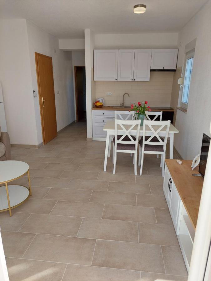 Appartement Bella Vista à Komarna Extérieur photo