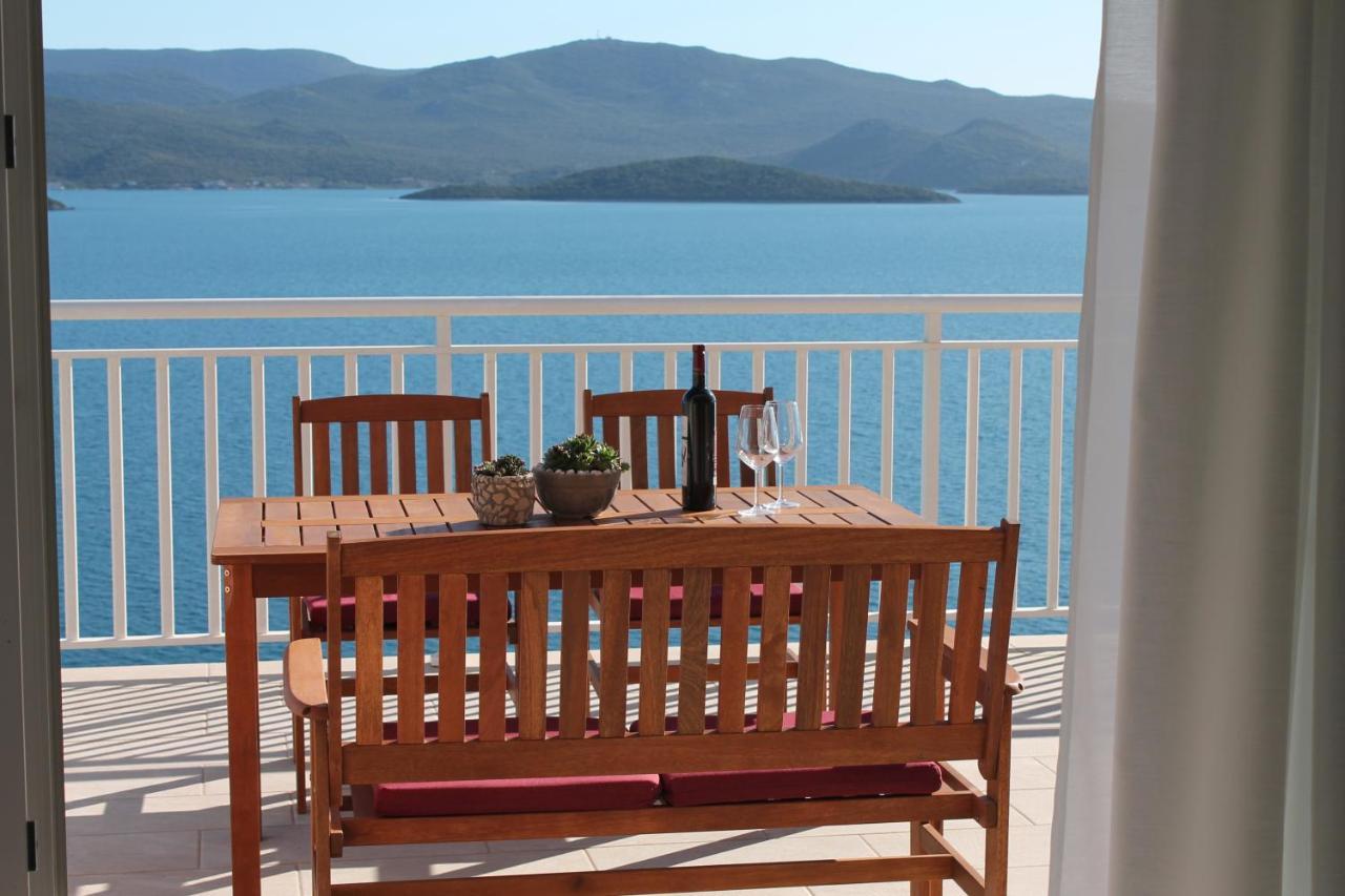 Appartement Bella Vista à Komarna Extérieur photo