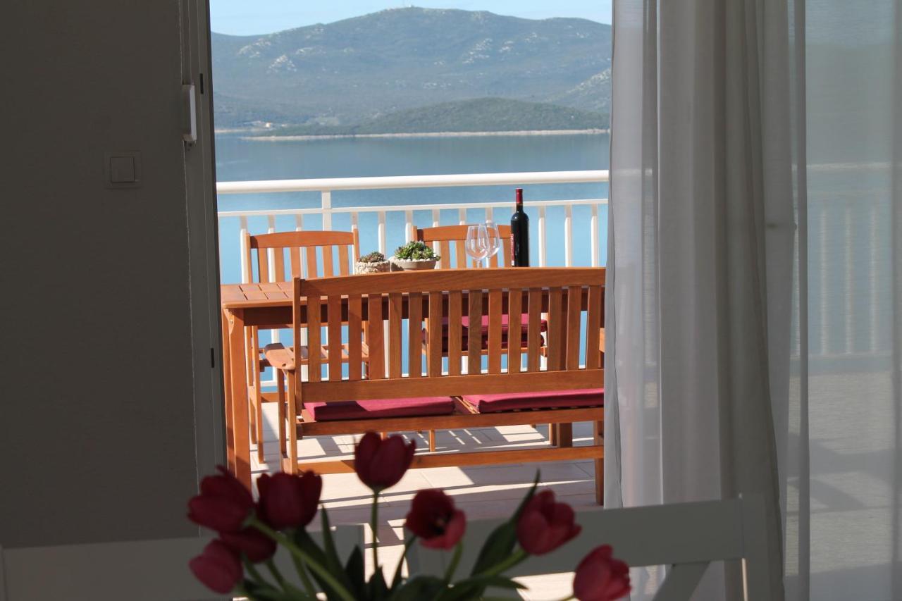 Appartement Bella Vista à Komarna Extérieur photo